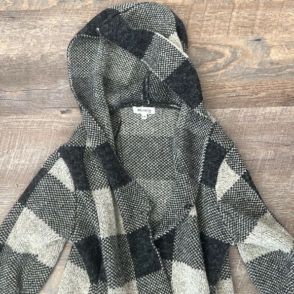 Miracle Sweater - Picture 2 of 7